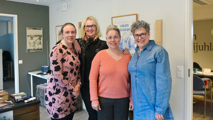 Kesälehti2025 Musiikkijuhlat 50v Anniina Lehtiniemi Riitta Pihlajamäki Katariina Mäki-Välkkilä Sari Hanka