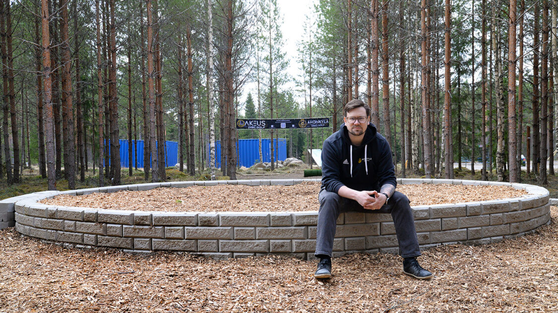 Juho-Keskinen-Ahonkylan-frisbeegolf