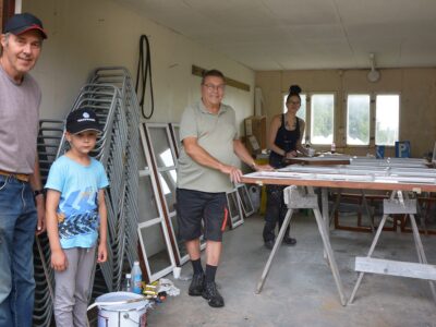 Könnin kylätalon ikkunaremppa 1