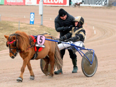 Mirtillo ja Kerttu Makkonen Seinäjoki 27.4.2024_