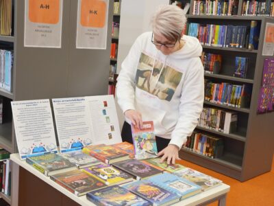 Puffi Kirja-arvostelukisa