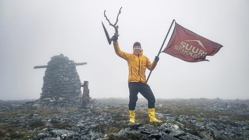 suuri_seikkailu_kausi_1_jakso_10_huipulla_marko_maunuksela_lippu_ja_pysti_aapo_rainio
