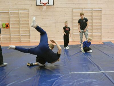 Harrastuskerhot paini- ja yleisurheilukerho 1