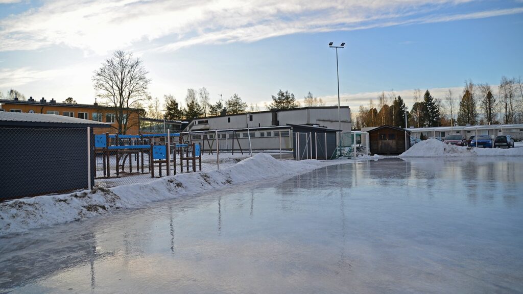 Uusi Keskikunnan Koulu Etenee Askelittain Ilmajoki lehti Uusi Keskikunnan Koulu Etenee Askelittain Ilmajoki lehti