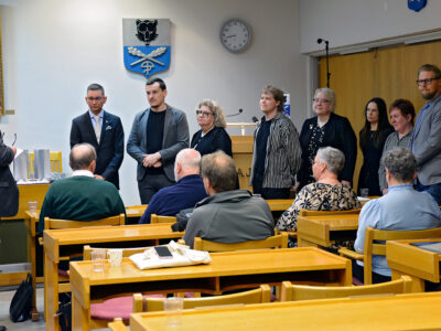 Valtuustopaikkansa jättävät